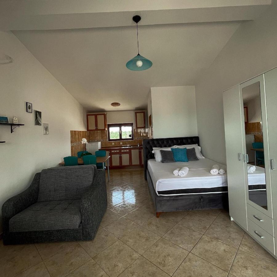 Apartments Tara Ulcinj Exterior photo